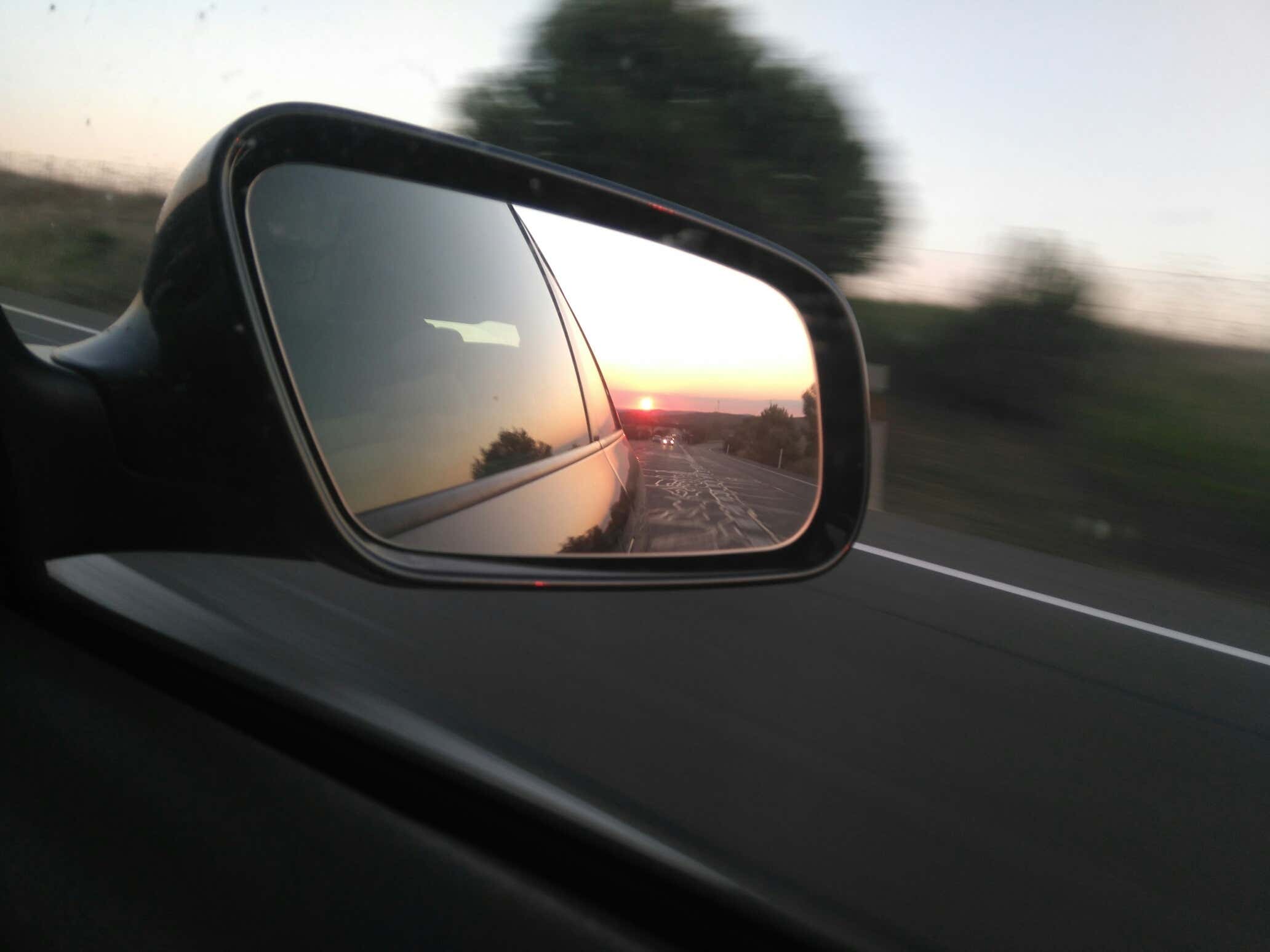 Close up of side mirror on highway 公路侧后视镜特写