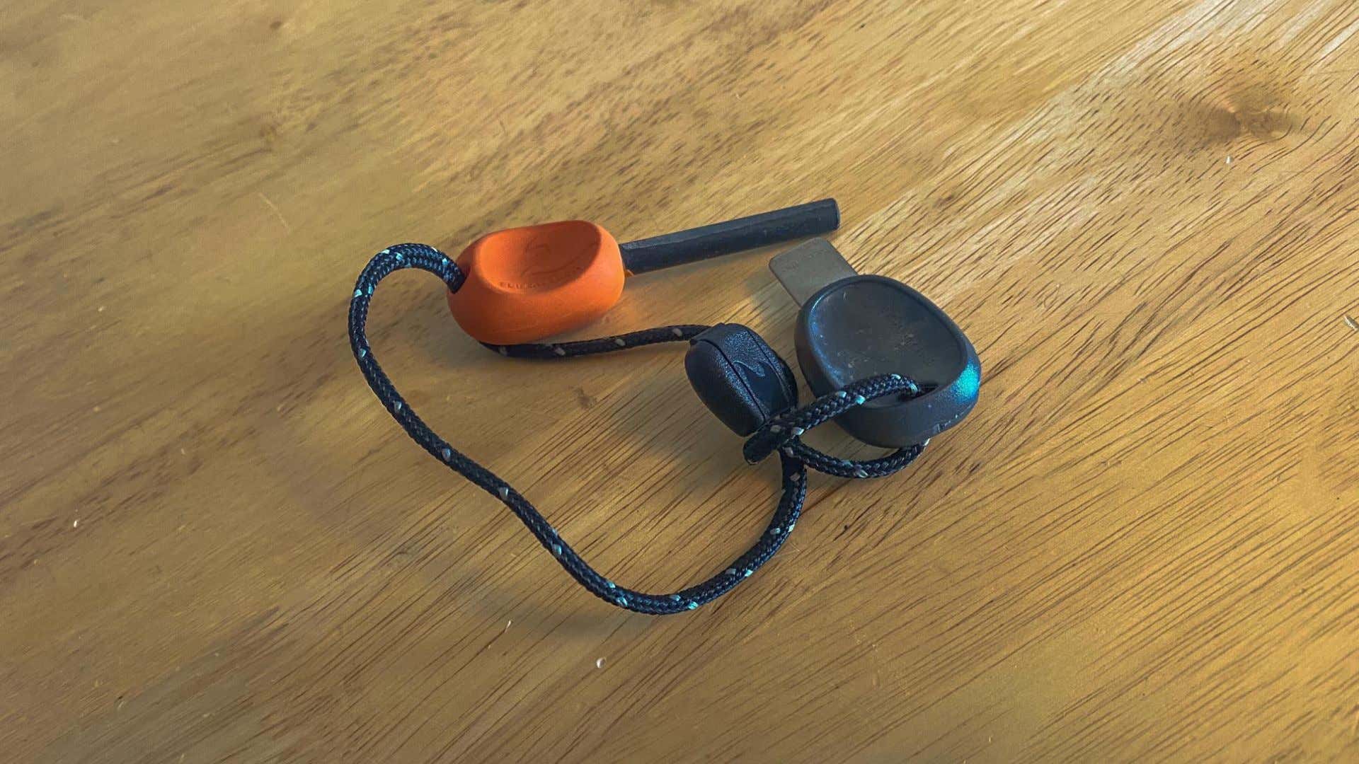 With a waterproof fire-starter, you'll never never be without fire. 有了防水的点火装置,你就永远离不开火了。