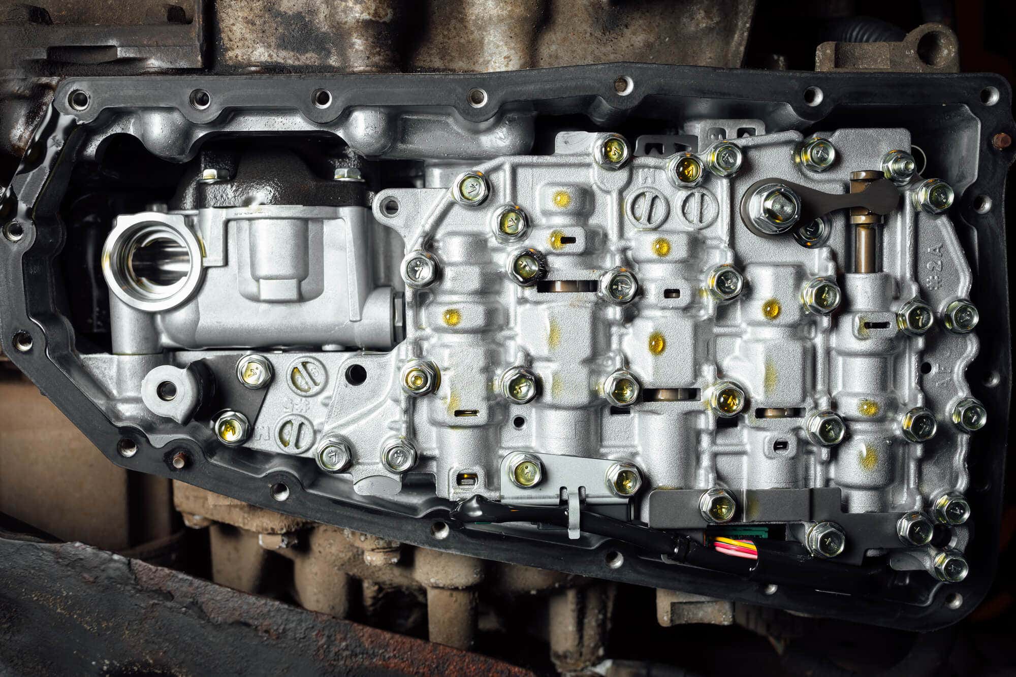 CVT automatic transmission bottom view CVT自动变速箱底视图