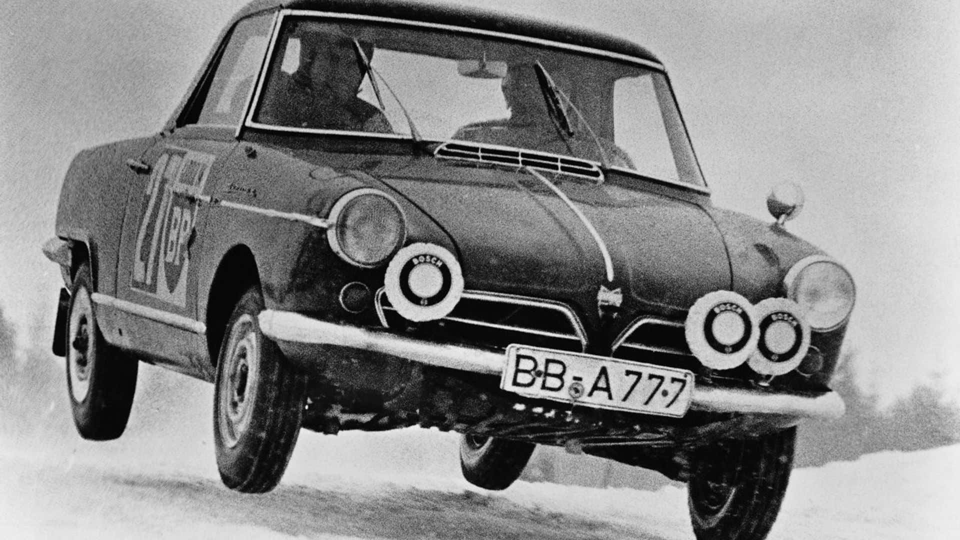 NSU's Spider rallying! NSU的蜘蛛拉缓!