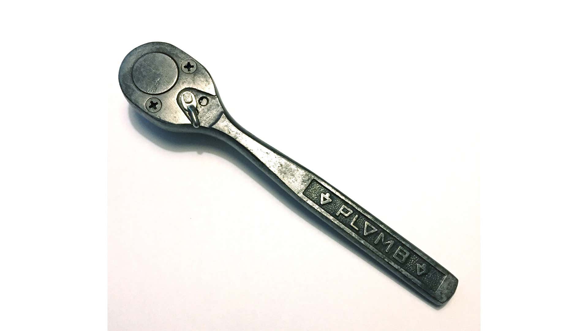 A Plomb ratchet. Plomb棘轮。