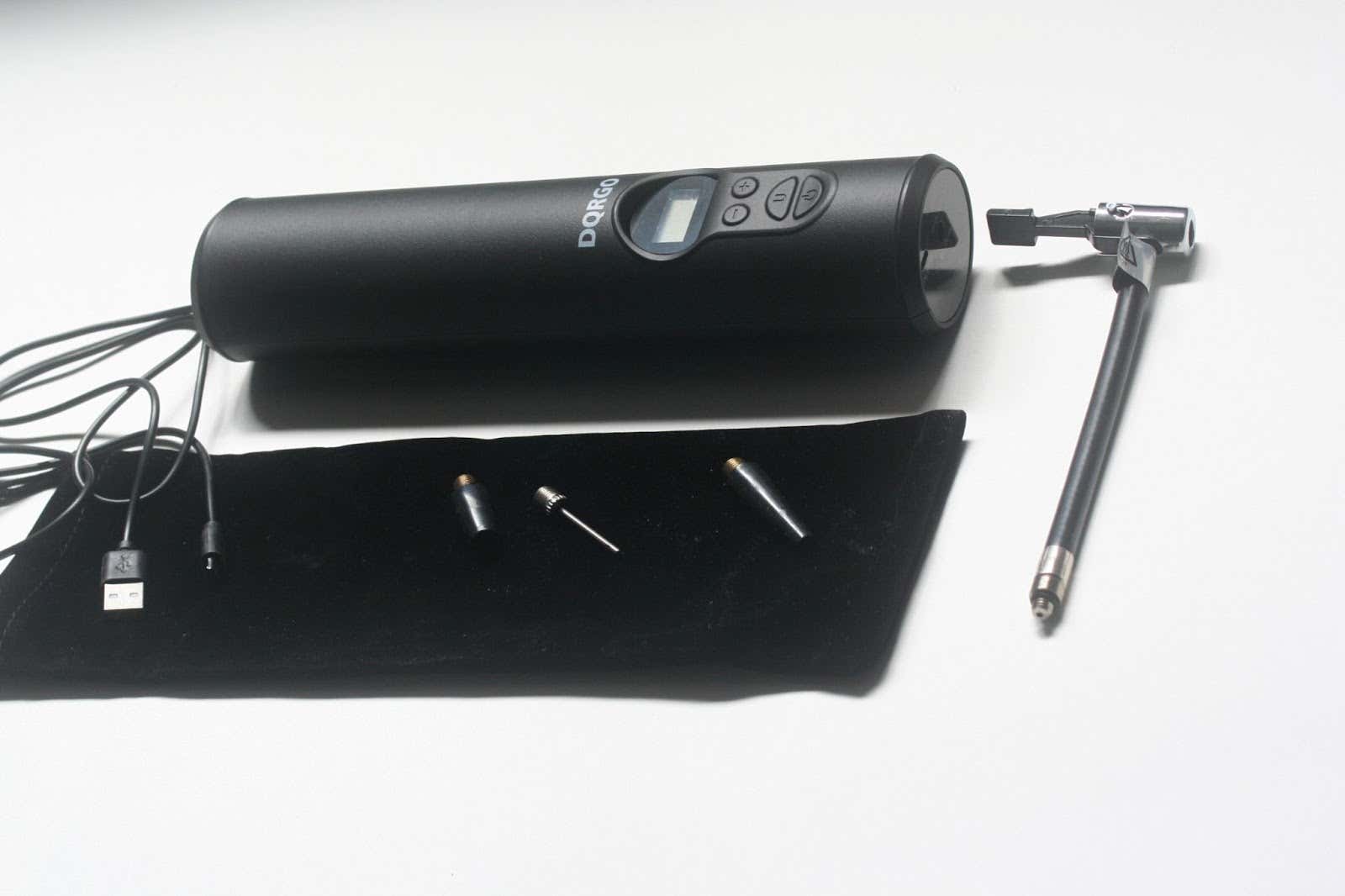 The kit of HGV Mini Tire Inflator Digital Portable Air Compressor HGV微型轮胎充气器数字便携式空气压缩机套件