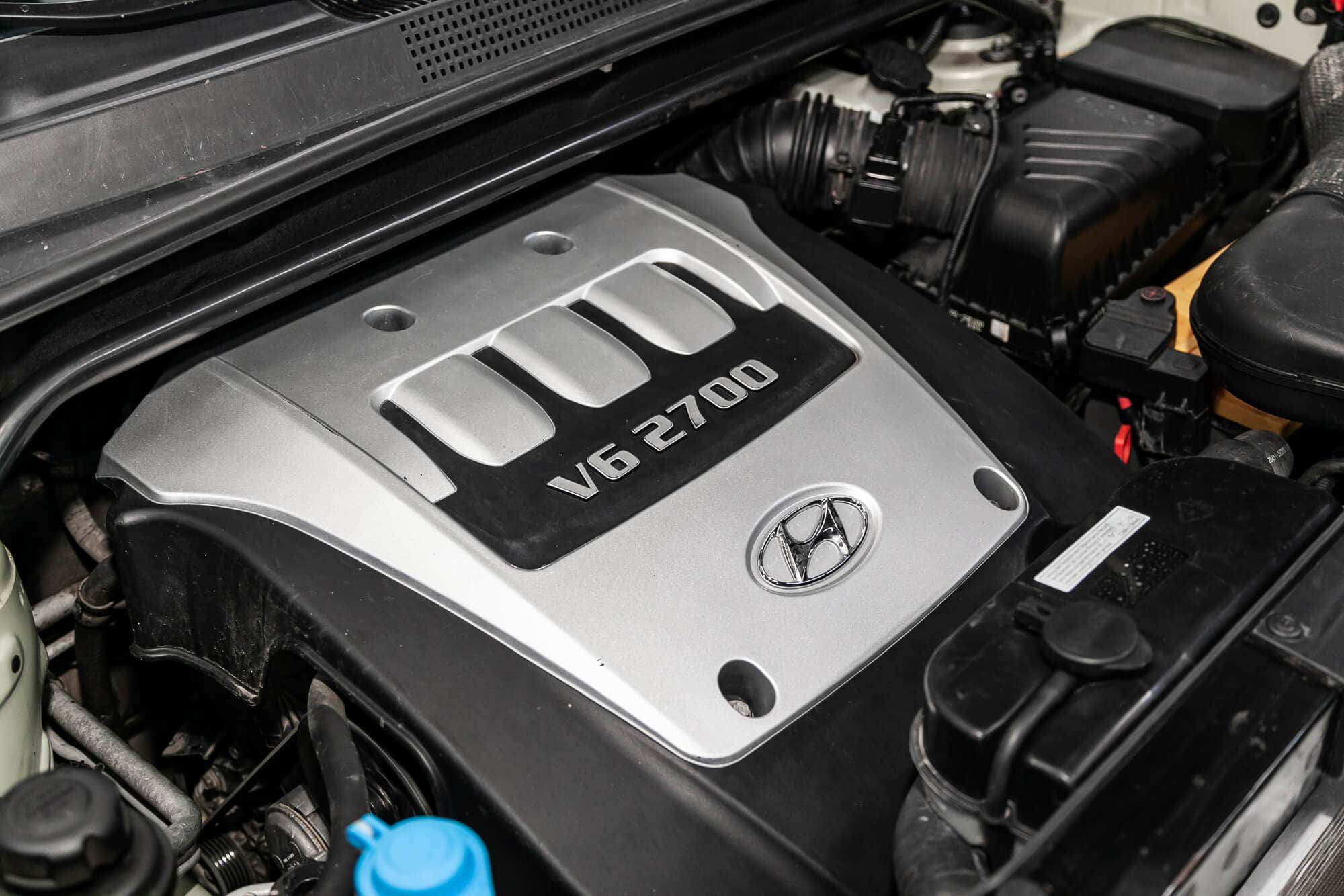 Hyundai Tucson特写镜头的发动机