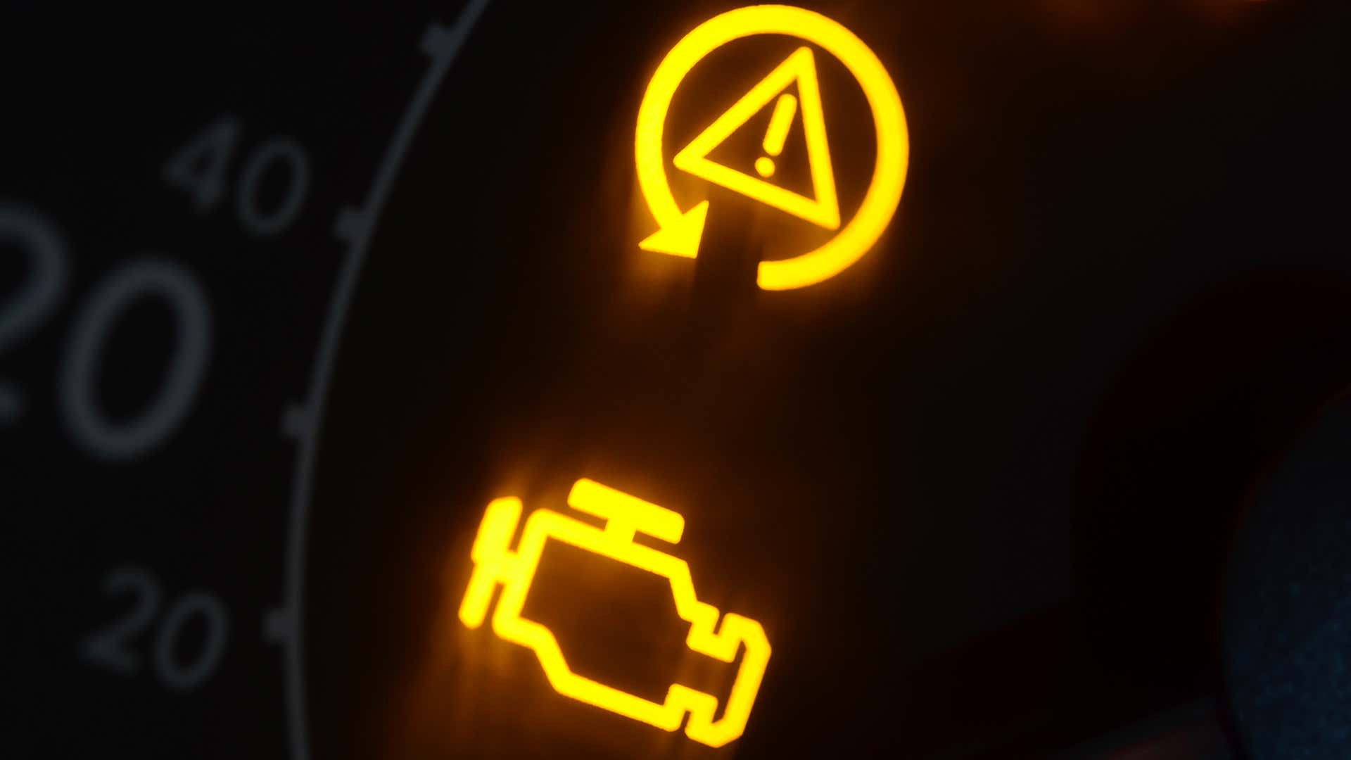 你的车将使用一个检查引擎灯，让你知道的问题。